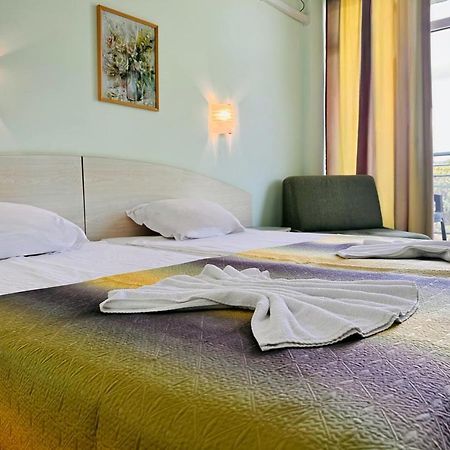 Hotel Boomerang - Slântsjev Brjag Eksteriør bilde
